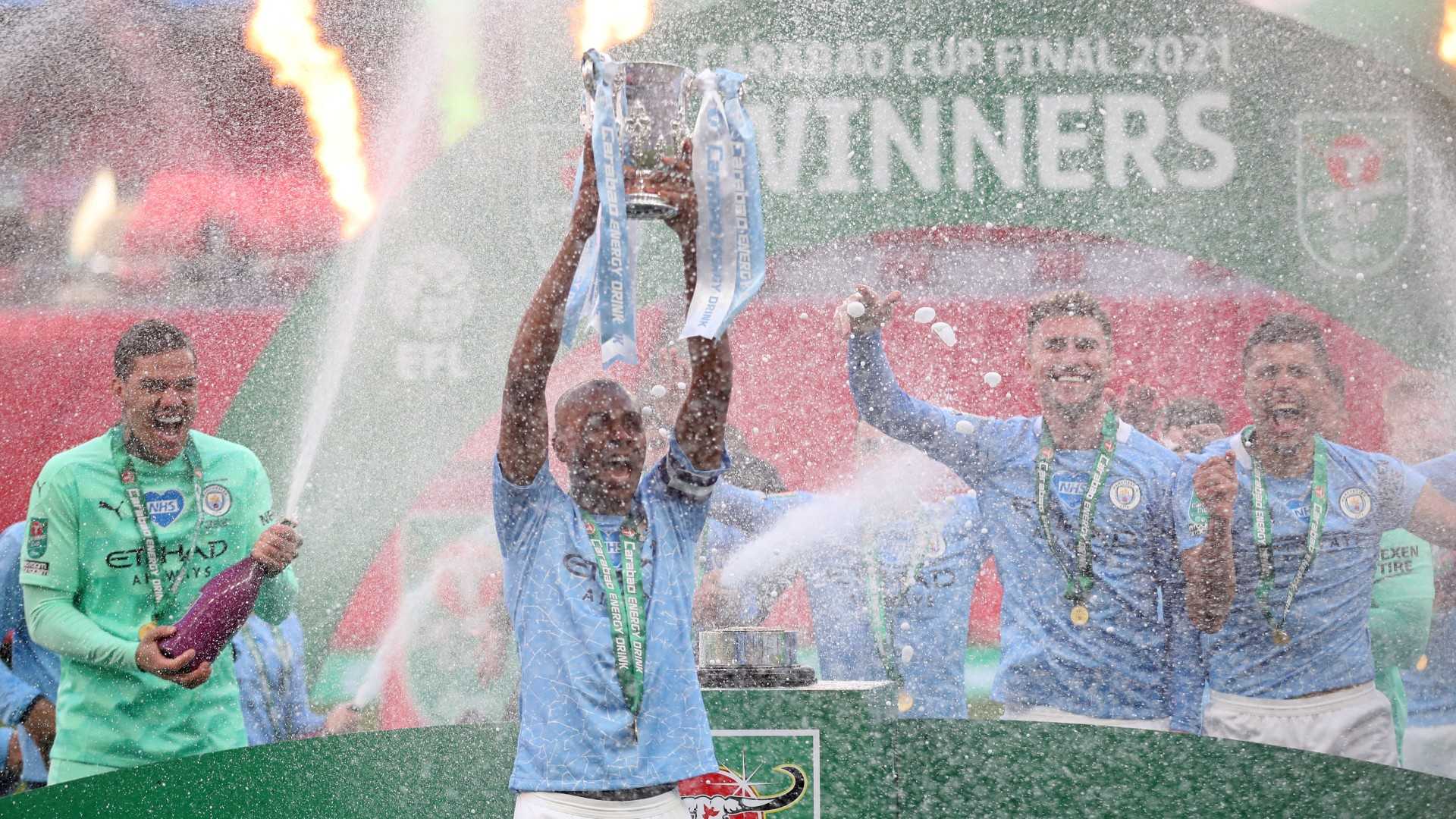 [England]: Manchester City, four to four.  #pep#guardiola players disposed of Tottenham( 1-0 ) this Sunday, in the English League Cup final.  Their fourth success in a row in this competition, the eighth overall.  It was French defender #aymeric #laporte who scored the winning goal.  A logical success for the Skyblues, who will now turn to PSG and the semi-finals of the Champions League.  It will be Wednesday evening, at the Parc des Princes.