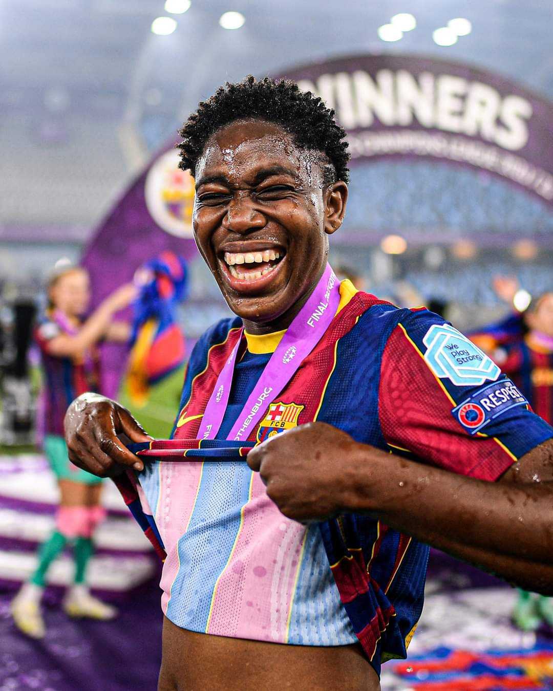 Barcelona's Asisat Oshoala is the first African woman to win a Champions League title 🏆 
 
What a weekend for Nigerian football 🇳🇬 
#nigeria #womenfootball #facupfinal