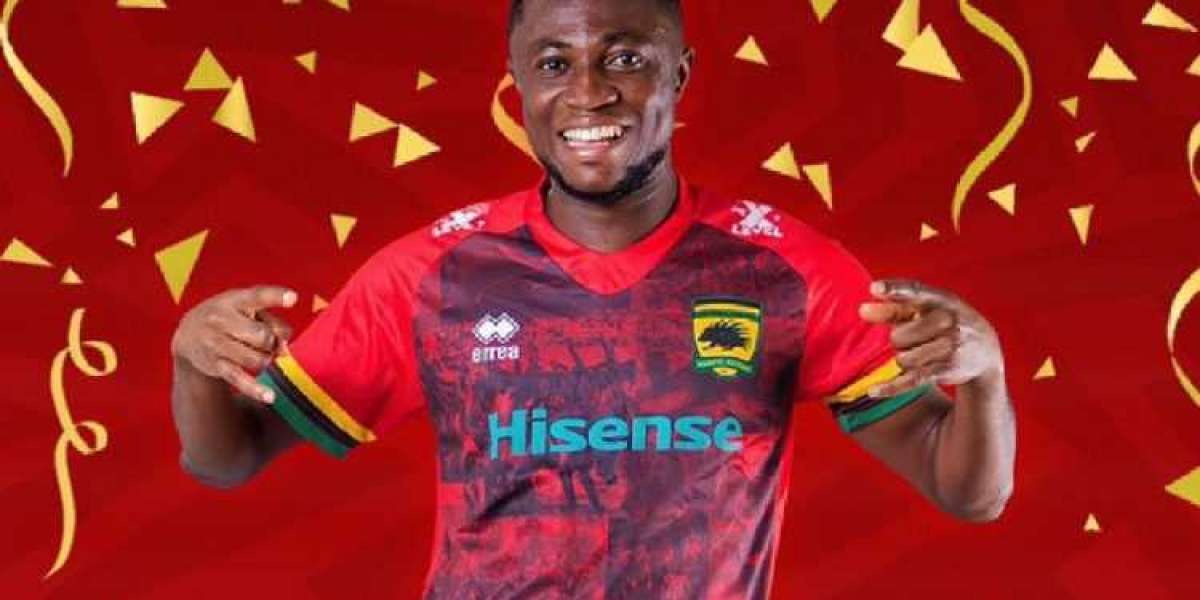 Emmanuel Gyamfi  signs one-year contract extension with Kotoko