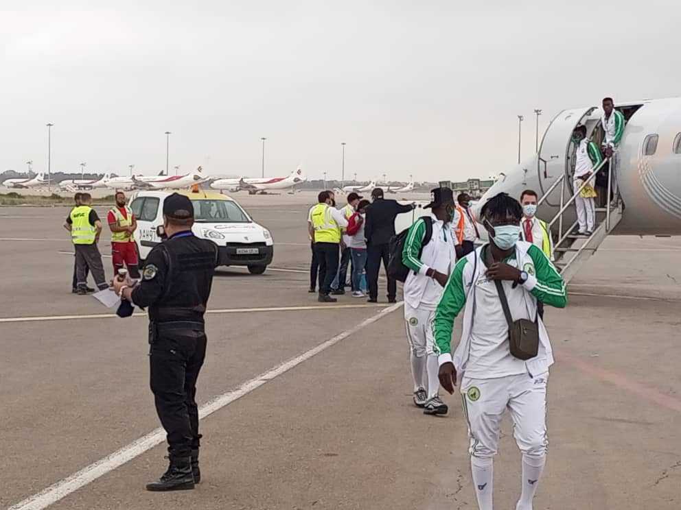 #coton sports de Garoua est arrivé en #Algérie sans problème .le cotoculteurs sont décidés à faire une remontada pour le 1/2 finale retour de la coupe de la #caf