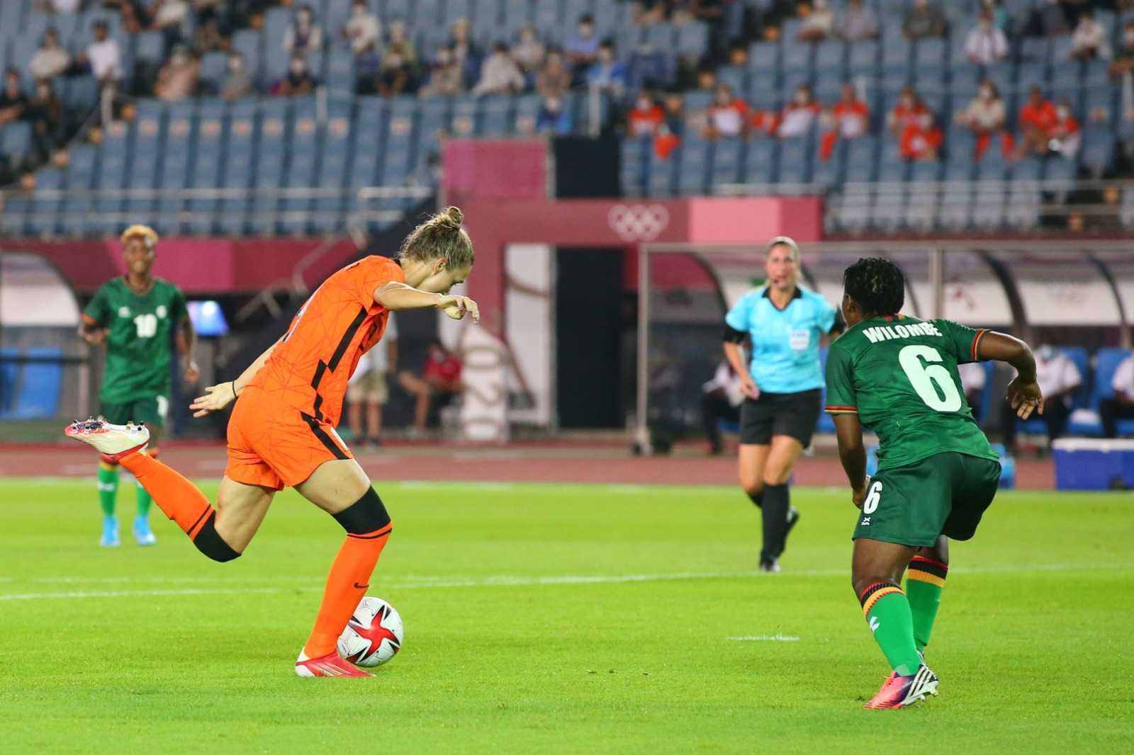 FT: Zambia 3-10 Netherlands 
 
On their Olympic debut, the World Cup runners-up set a new record for most goals scored in an Olympic game 🇳🇱 While Barbara Banda set a record for herself as she becomes the first Africa woman to score an Hattrick in the Olympics  
 
#netherland #zambia #barbara #tokyoolympics #womenfootball