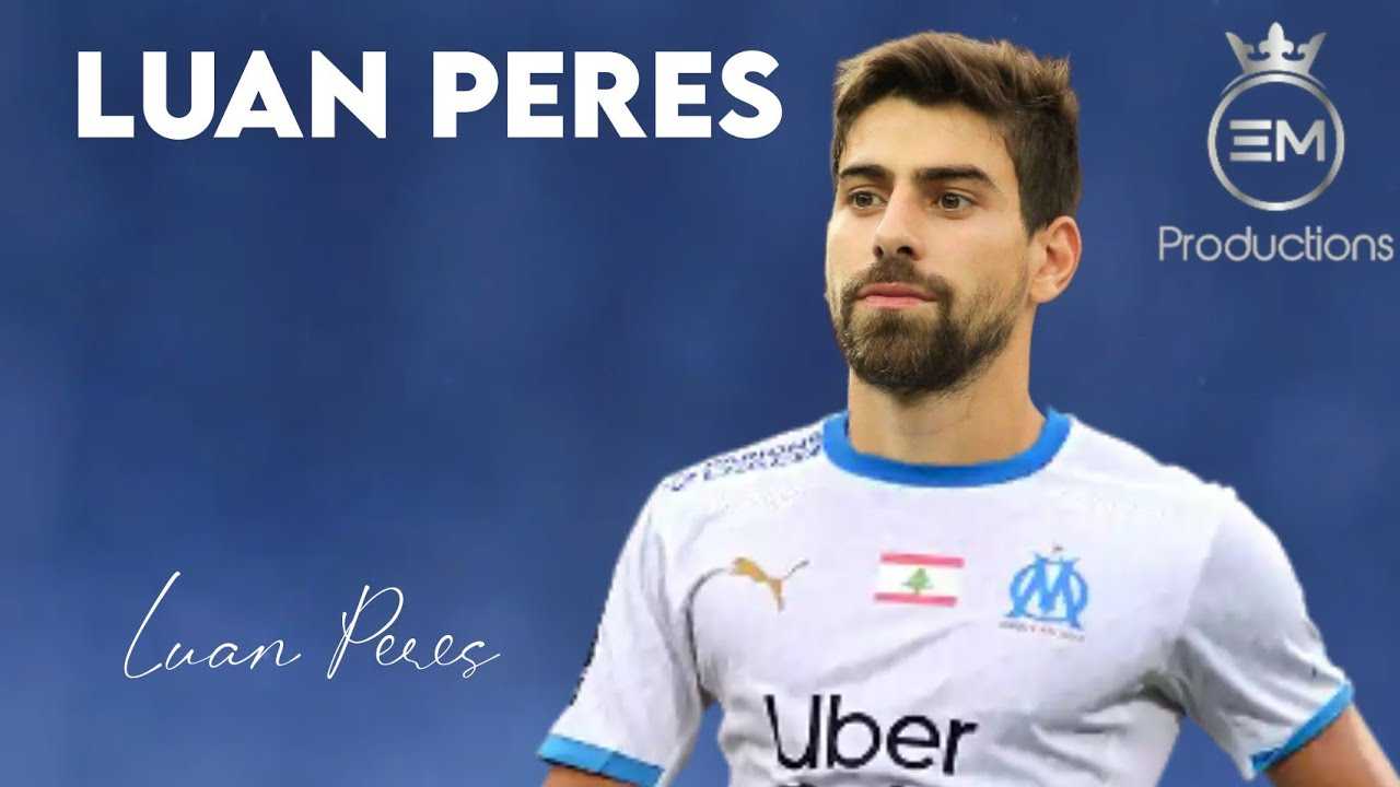 Très actif sur le marché des transferts depuis quelques jours, "l'Olympique de Marseille cf" devrait annoncer bientôt la venue d’un nouvel élément, en la personne de #luan #peres. Cet arrière brésilien de 26 ans débarquerait du Santos CF. Son officialisation est susceptible d’intervenir au début de la semaine prochaine d’après ce que révèle La Provence.