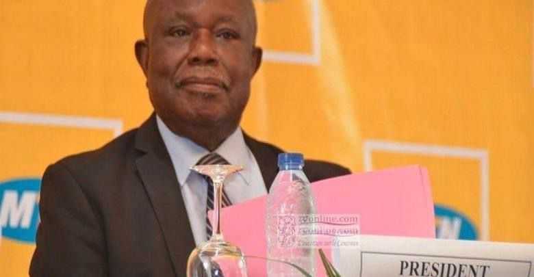 LA PHRASE DU DIMANCHE: "Je suis peut-être vieux, mais il y a un Sénateur (Victor MUKETE) qui a 101 ans au Cameroun, il y a un Président de la République qui a 86 ans, il y a un président du Sénat (Marcel NIAT NJIFENJI) qui a 85 ans. Moi je n’en ai que 84" Général à la retraite Pierre #SEMENGUE, Argumentant sur la tentative de son limogeage de la Présidence de la #ligue de Football Professionnel du Cameroun.