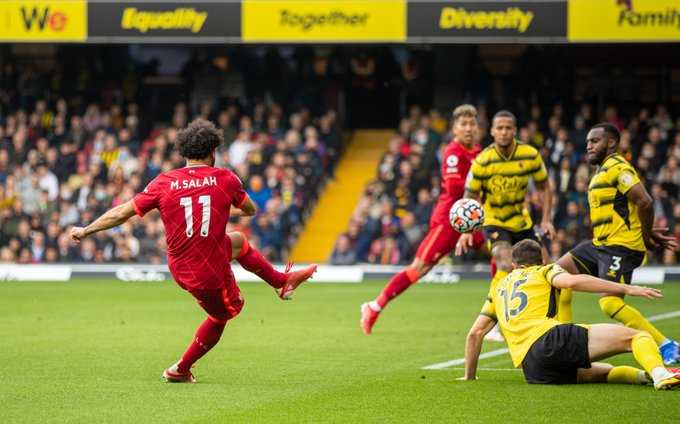 [Premier League] 
En marquant face à #watford ce samedi en #premierleague, #mohamedsalah égale le record de buts de #didierdrogba dans le championnat anglais avec 104 réalisations. 
L'#egyptien a fait mieux. L'attaquant de Liverpool a inscrit les 104 buts en jouant 88 matchs de moins que l'#ivoirien.