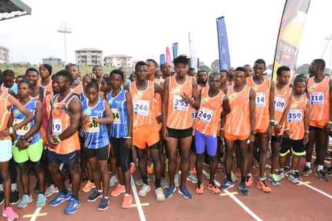 [Athlétisme] 
#courseespoir 
#buea 
Quelques images fortes du départ ,et des arrivées  
@M.A