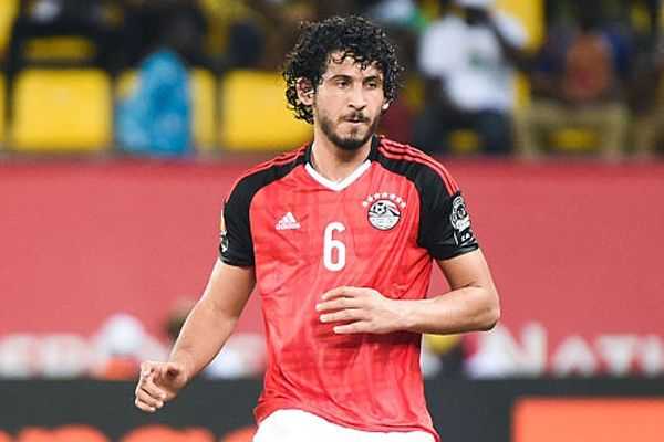 [Egypte] 
D'après Yallakora, #ahmedhegazy serait forfait pour la double confrontation de l'#egypte face au #senegal pour les barrages du #mondial2022. 
Le défenseur est victime d'une déchirure d'un tendon aux ischios en quart de finale de la #can2021 face au #maroc.