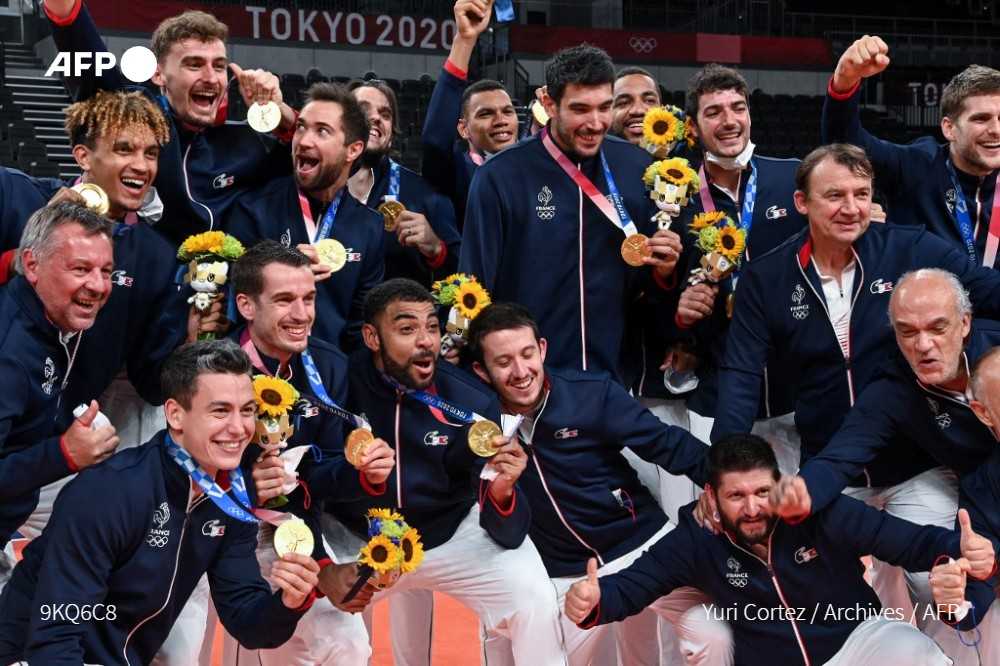 L'équipe de France de volley, championne olympique, ne participera pas au Mondial-2022 prévu l'été prochain si celui-ci devait être maintenu en Russie, a annoncé samedi la Fédération française.
