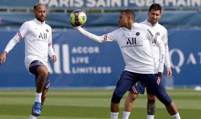 [Mercato] 
D'après Goal, #kylianmbappe a déjà donné son accord au #realmadrid et ne va plus revenir sur cette décision. Alors, le transfert sera officialisé à la fin de cette saison. 
#psg