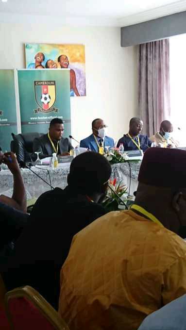 [Comité Exécutif] 
#fecafoot 
#limbe 
Quelques images fortes des assises de ce jour dans la cité balnéaire. 
@M.Ateba