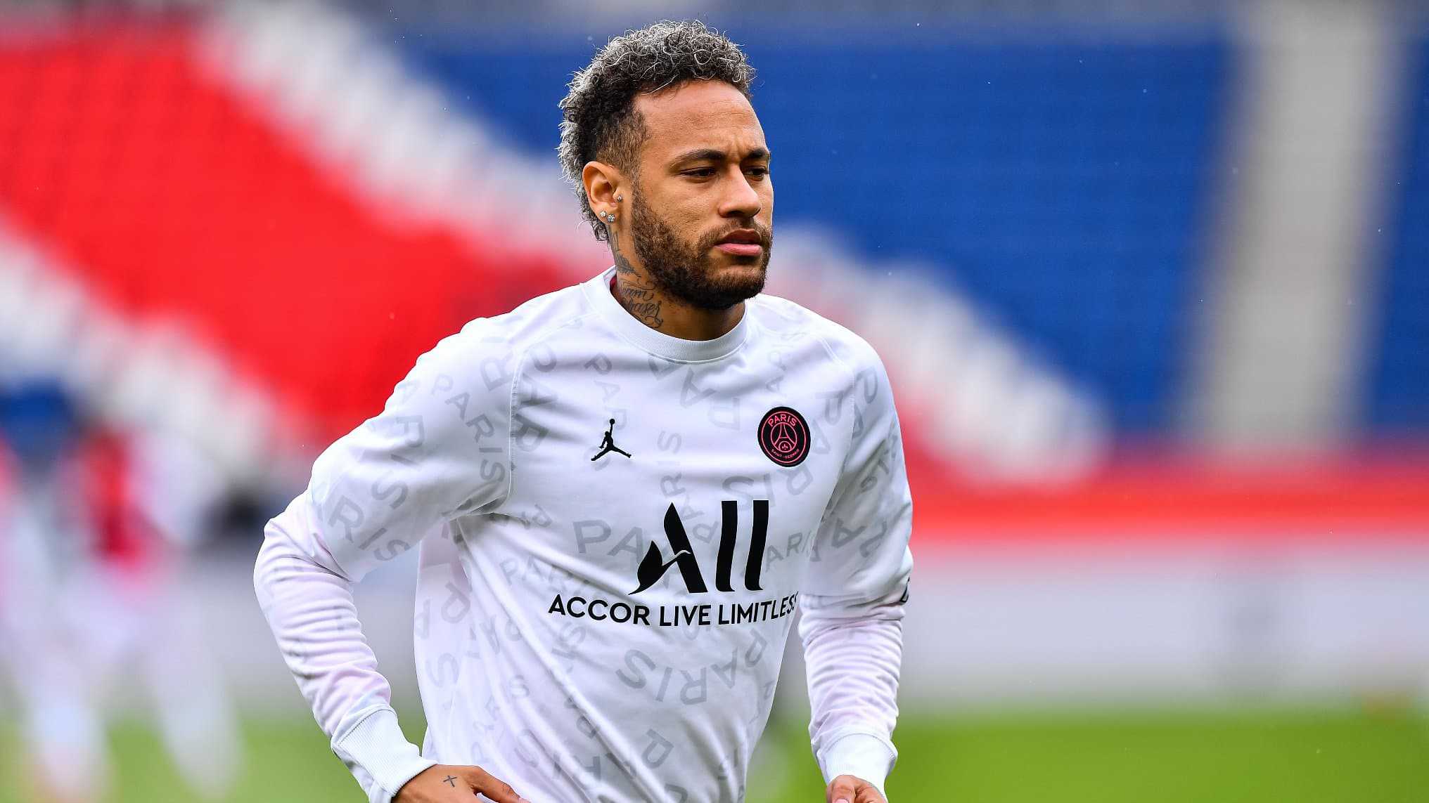 [PSG] 
Neymar, la star brésilienne, est certain que le #psg va éliminer le #realmadrid en 8ès de finale de #liguedeschampions. 
"L'équipe doit encore s'adapter, mais nous entrerons dans l'histoire contre le Real Madrid", a déclaré la star brésilienne sur le Twitch de Ronaldo. 
Au match aller, le PSG a battu le Real Madrid sur le score d'un but à zéro. Le retour est programmé le 9 mars prochain au Santiago Bernabeu. 
#ucl