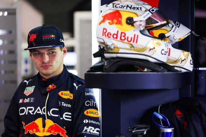 [Formule 1] 
Selon les informations de De Telegraaf, #maxverstappen serait proche de signer un contrat de 4 voire 5 saisons avec l'écurie #redbull avec un salaire annuel de 50 millions d'euros. 
#f1 
#formulaone 
#formule1