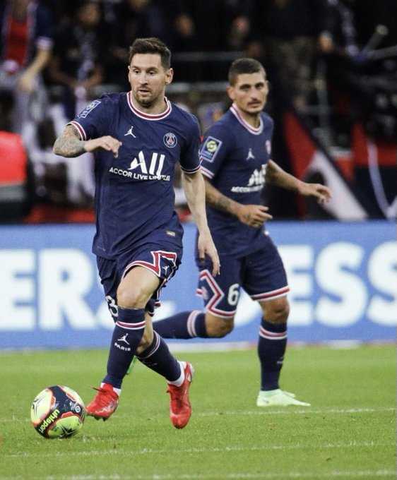 [Mercato] 
#lionelmessi pourrait quitter le #psg dès cet été. Selon les informations de Diario AS, l'#intermiami, club de #davidbeckham en #mls, prévoit signer la Pulga en formulant une importante somme au #psg. 
#mercato