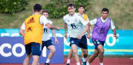 El defensor de Leeds, #diego#llorente reemplazarán #aymeric#laporte en la selección de España para la Liga de las Naciones partidos programados para principios de junio, la Federación Española de Fútbol (RFEF) anunció en un comunicado el miércoles.