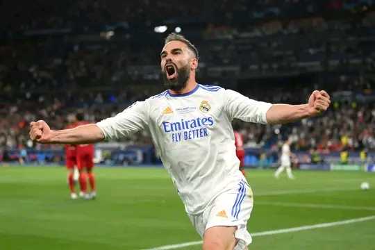 [Ligue des Champions] 
#stadedefrance 
#liverpool 
#realmadrid 
Un 14e sacre tout mérité. 
 
Ici la joie des joueurs au coup de sifflet final en finale contre les anglais de Liverpool.