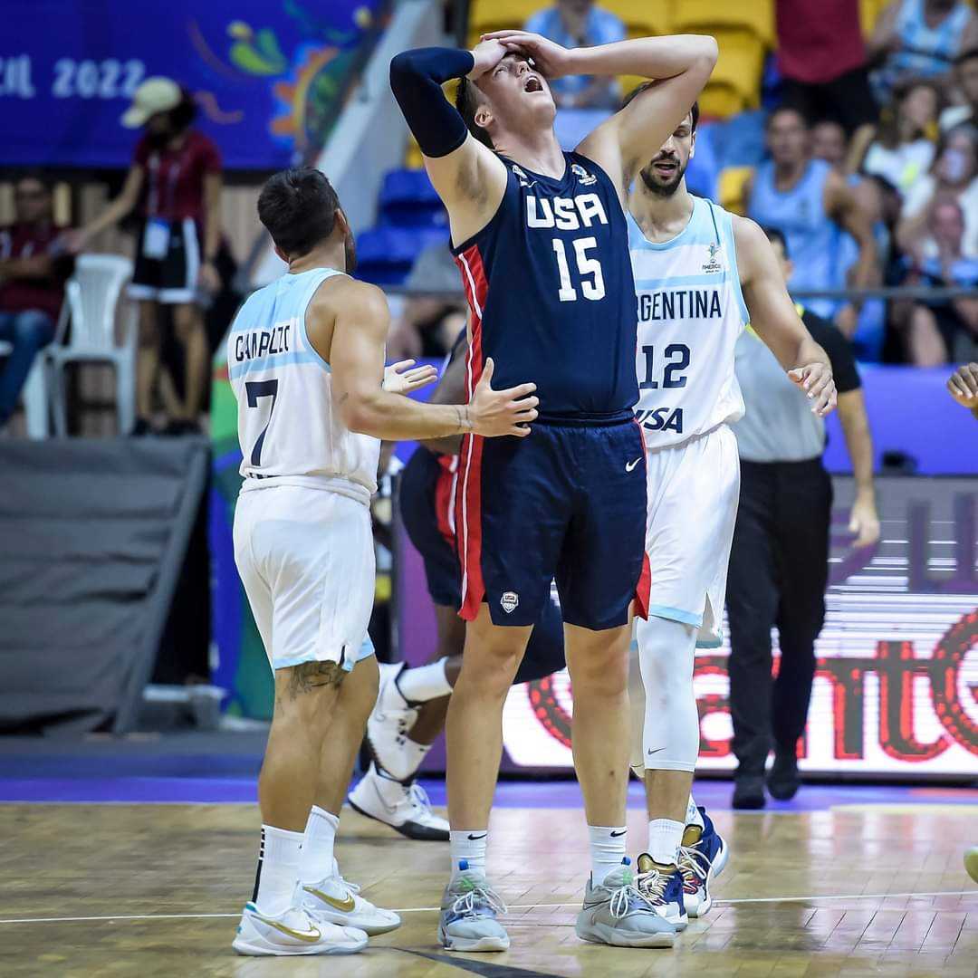 Argentina 🇦🇷 prevailed against USA 🇺🇸 to advance to the #americup final! #usa #basketball