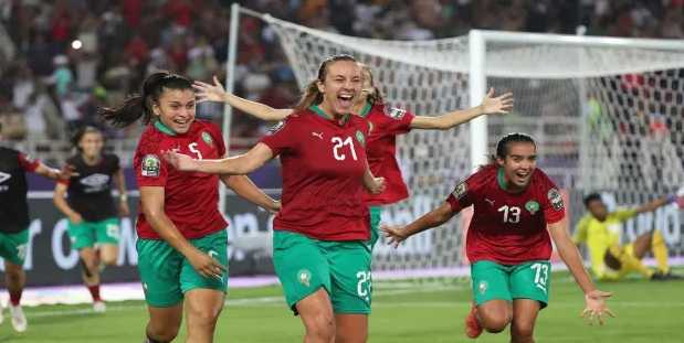 Maroc: La sélection féminine de football du Maroc jouera 3 matchs amicaux en marge de la préparation pour la coupe du monde. Les vices championnes d'Afrique affronteront l'Italie le 1er juillet prochain, la Suisse le 5 juillet et la Jamaique le 16 juillet. #coupedumondeféminine #maroc #italie #suisse #jamaique