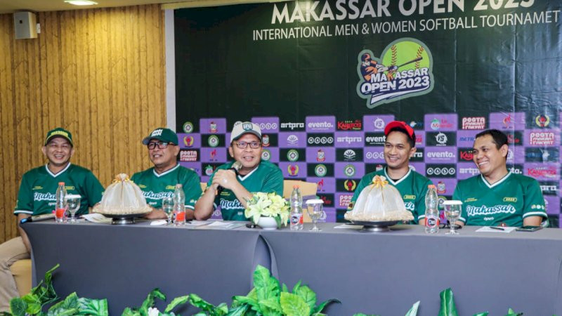 Makassar Gelar Turnamen Softball Internasional