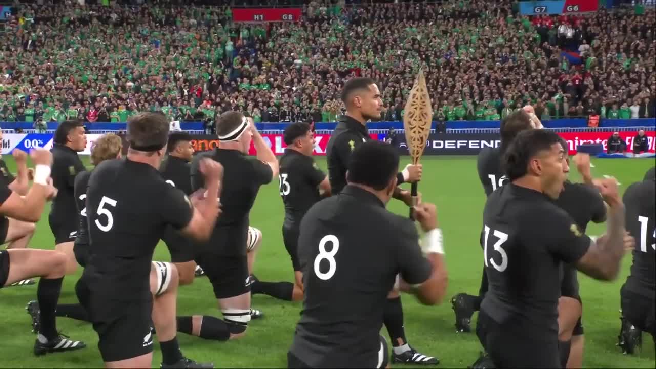 The Irish responded to the Haka during the World Cup!