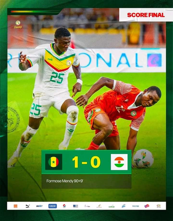 Le Sénégal remporte un duel difficile .