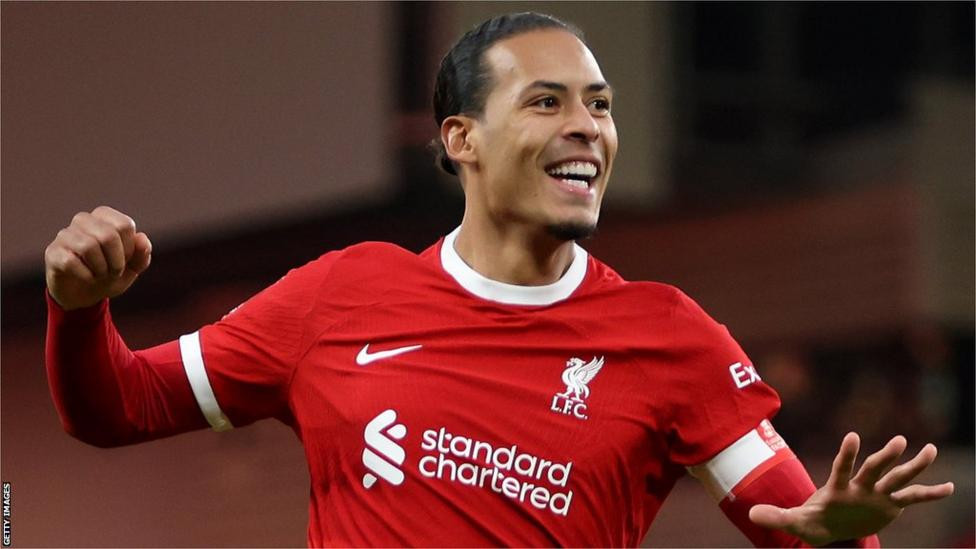 Van Dijk says he is 'fully committed' to club