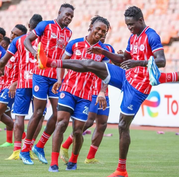CAFCL: Che Malone et Simba tout souriants.