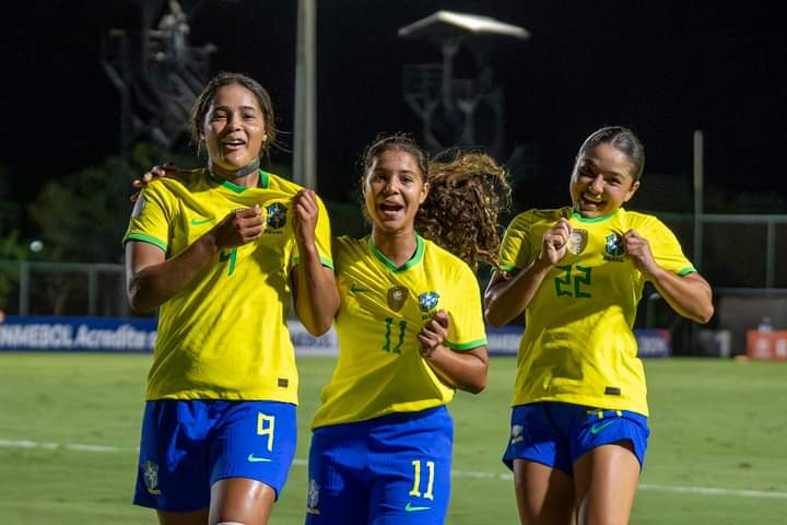 A Seleção Brasileira iniciou o quadrangular final.