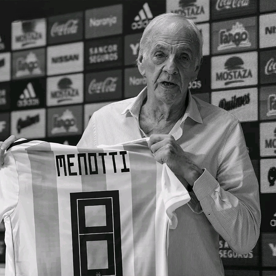 Leyenda del Fútbol Argentino, César Luis Menotti, Fallece a los 85 Años.