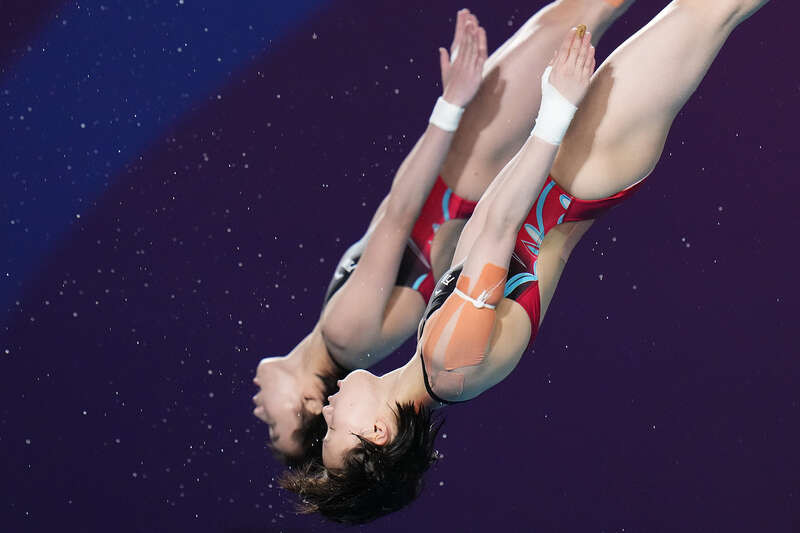中国跳水队备战巴黎奥运：王宗源、全红婵和陈芋汐分享训练与挑战