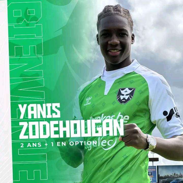 Yanis Zodehougan signe au Royal Francs-Borains.