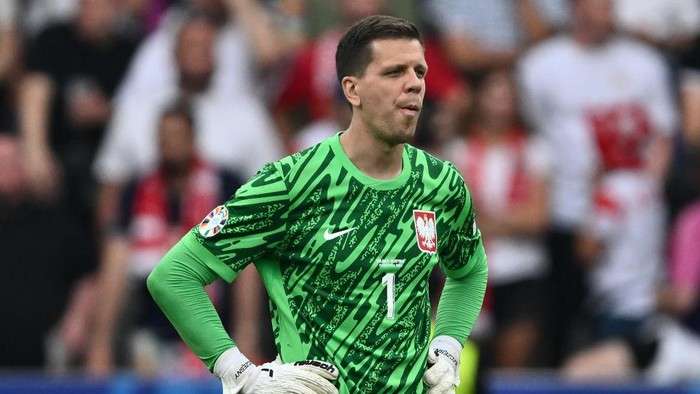 Szczesny Batal Reuni karo Ronaldo ing Al Nassr