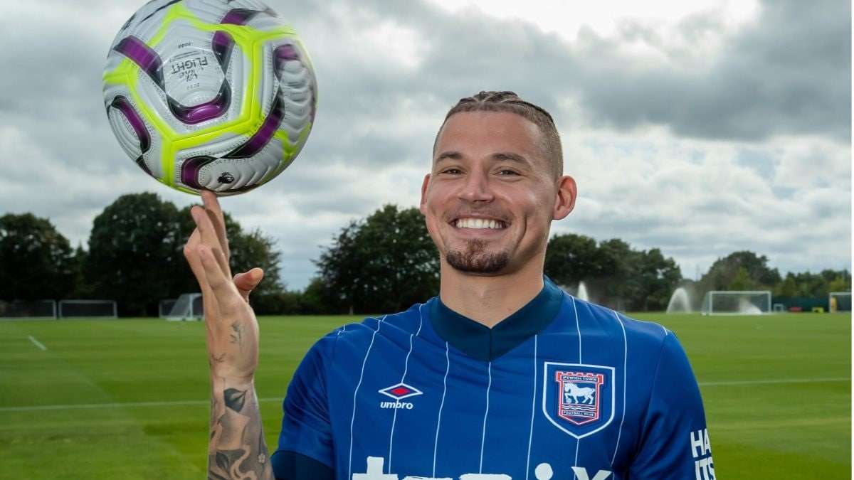 Kalvin Phillips se une al Ipswich Town a préstamo