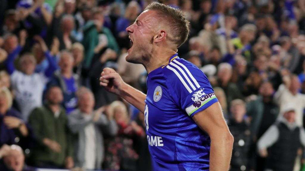 Cultspits Vardy kopt Leicester naast Tottenham