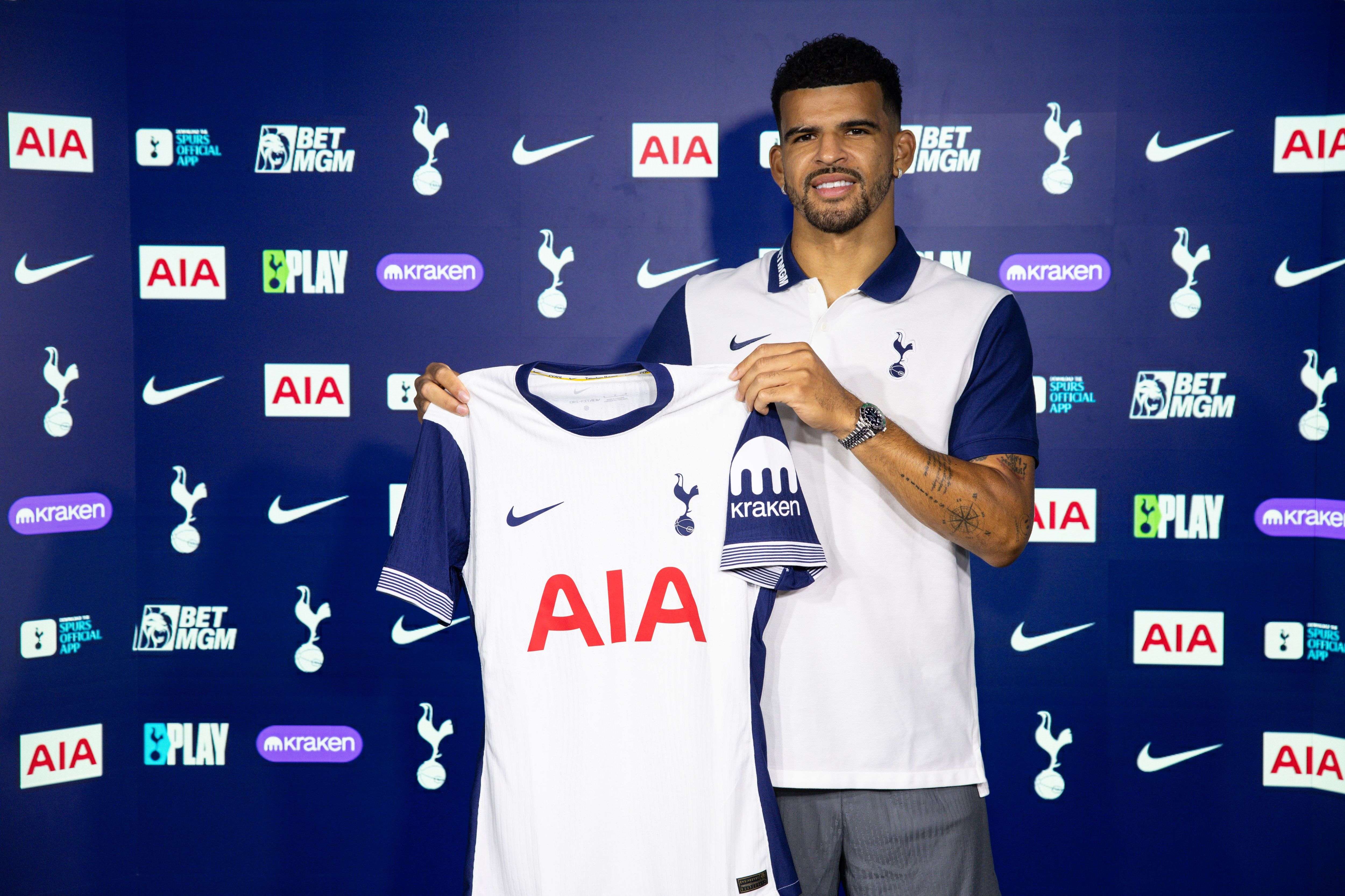 Tottenham Sign Bournemouth's Dominic Solanke in Record Deal