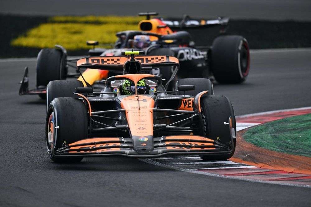 FIA says McLaren wing legal after Red Bull query