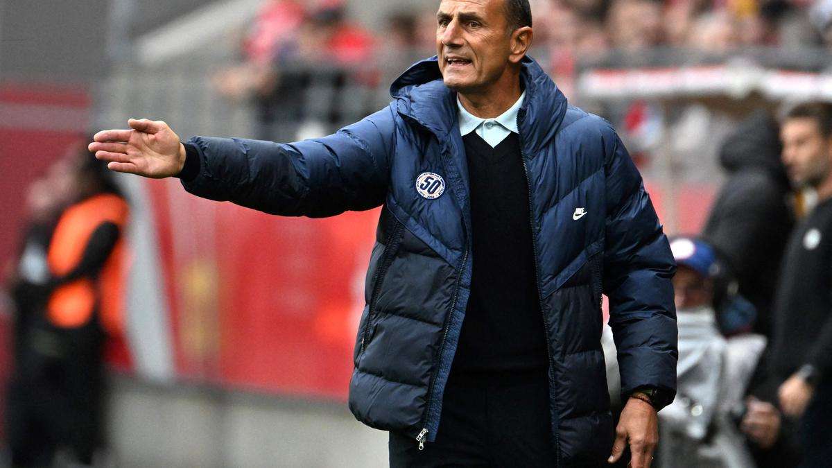 Montpellier coach Michel Der Zakarian gets fired