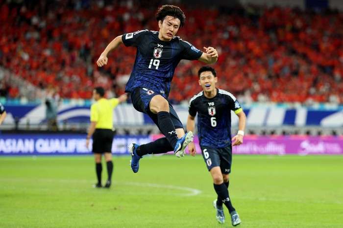 China vs Jepang: Samurai Biru Menang 3-1
