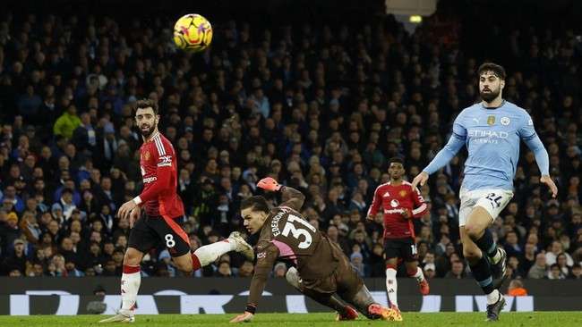 Man United Menang Comeback Atas Man City