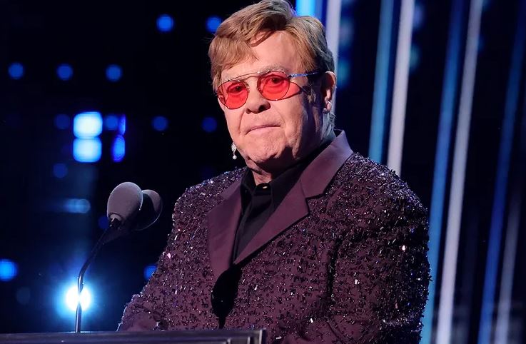 Elton John Struggles with Eyesight After Severe Infection