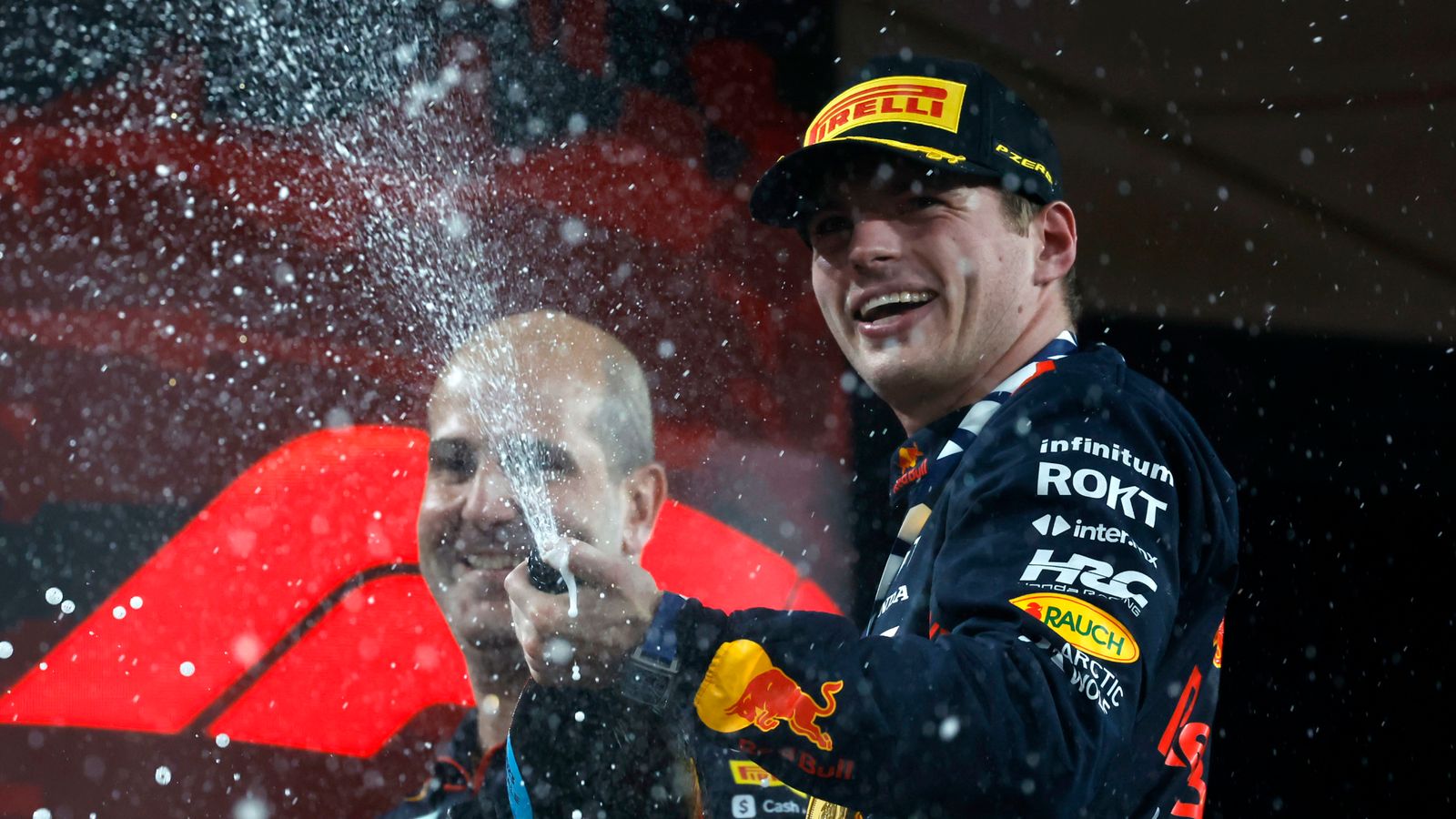 Abu Dhabi GP: McLaren, Ferrari Battle for Constructors` Title