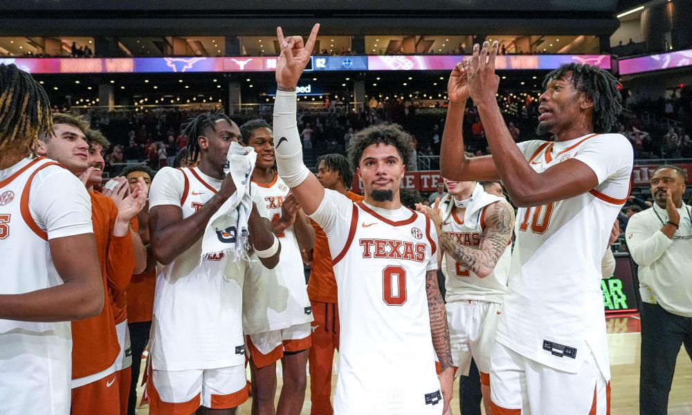 Texas Dominates New Orleans in College Basketball