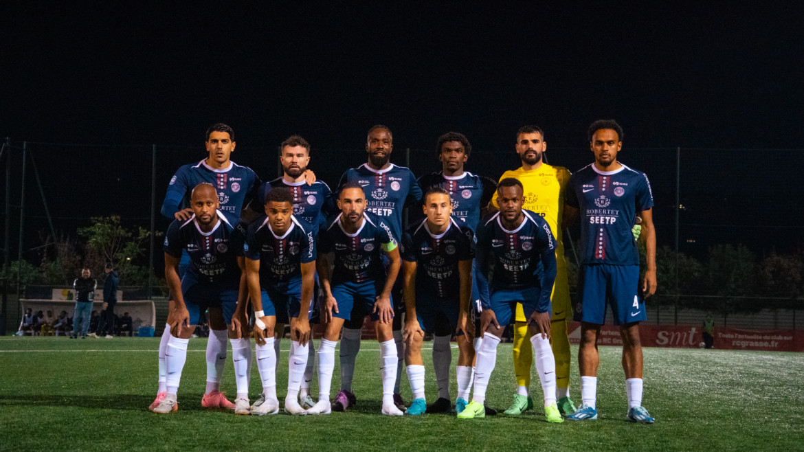RC Pays de Grasse Conserve sa Première Place