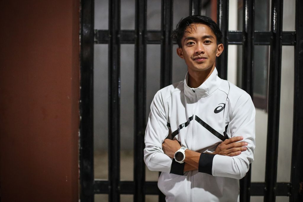Robi Syianturi Pecahkan Rekor Maraton di Valencia