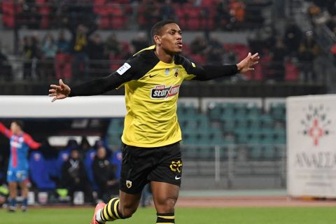 AEK Αθηνών: Νίκη με Martial