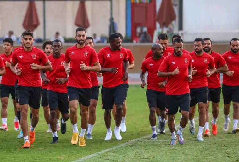الأهلي يتصدر الدوري المصري بعد الجولة الثامنة