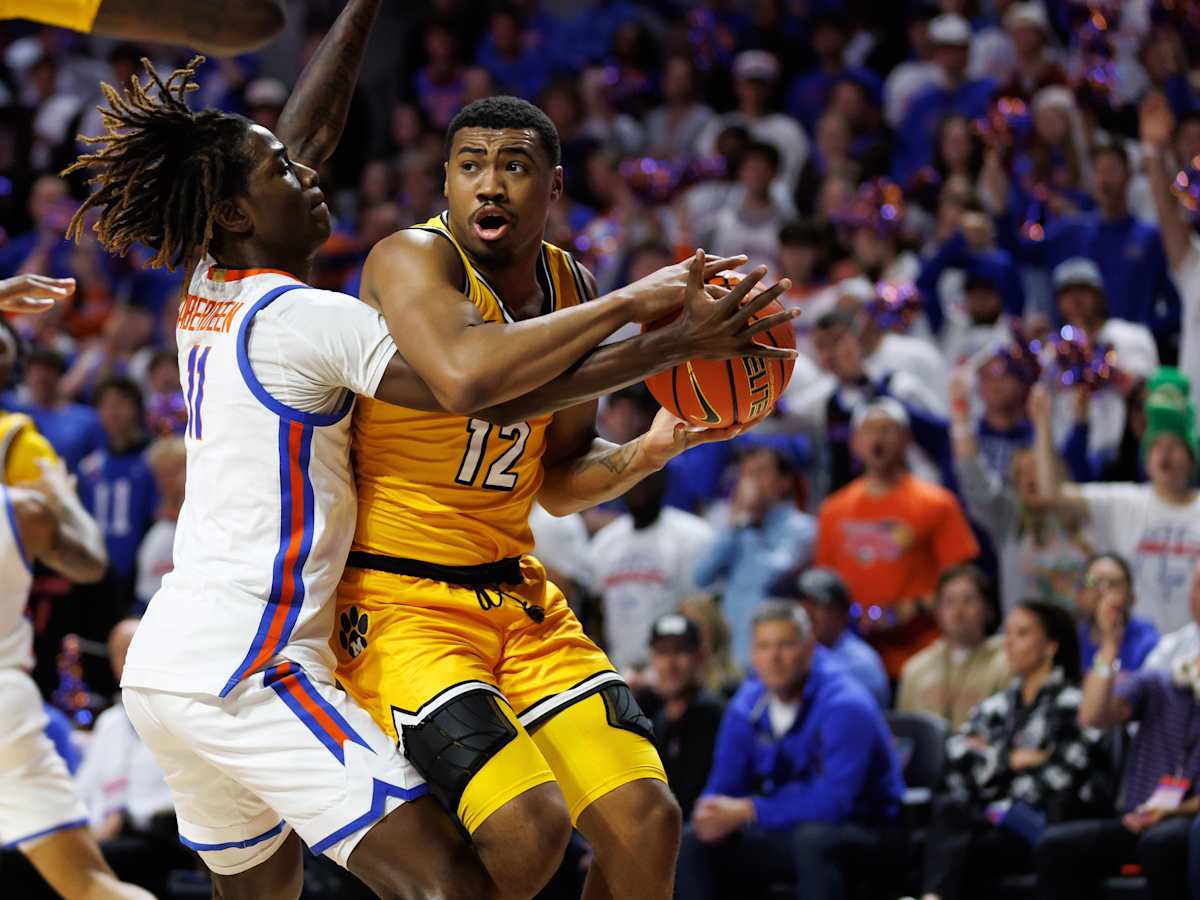 Missouri Upsets No. 5 Florida in Thrilling Finish