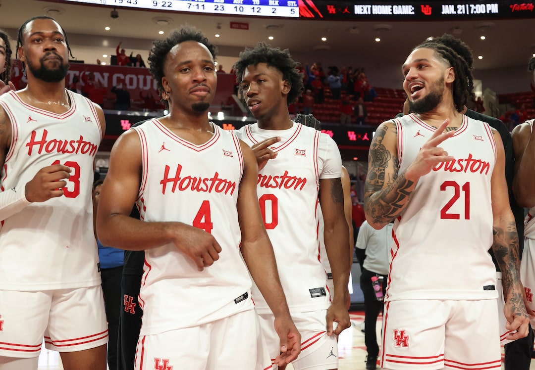 Houston Cougars Extend Win Streak with West Virginia Victory