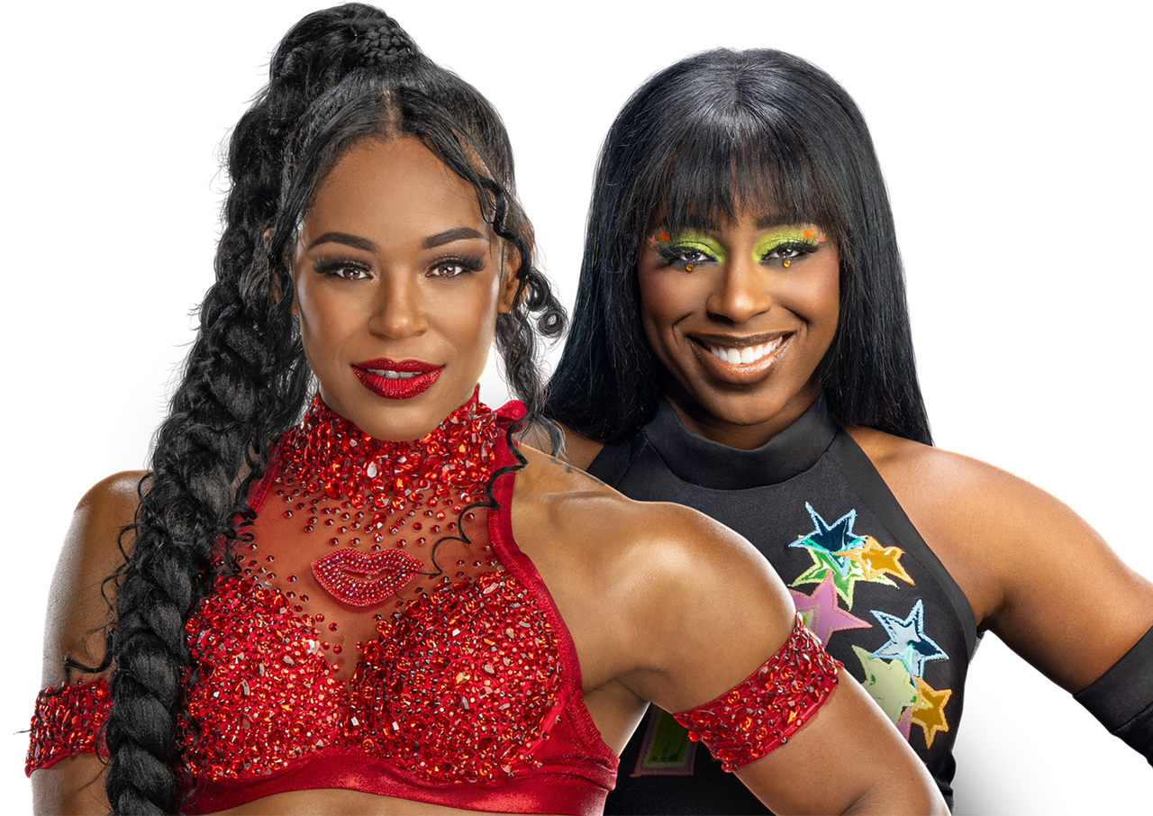 Bianca Belair and Naomi Shine in SmackDown Showdown