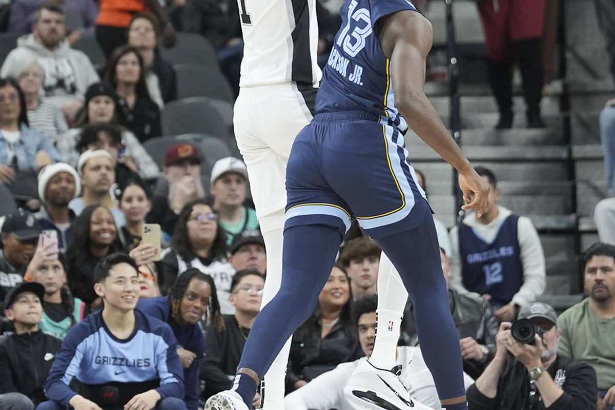 Wembanyama Shines Despite Spurs Loss to Grizzlies