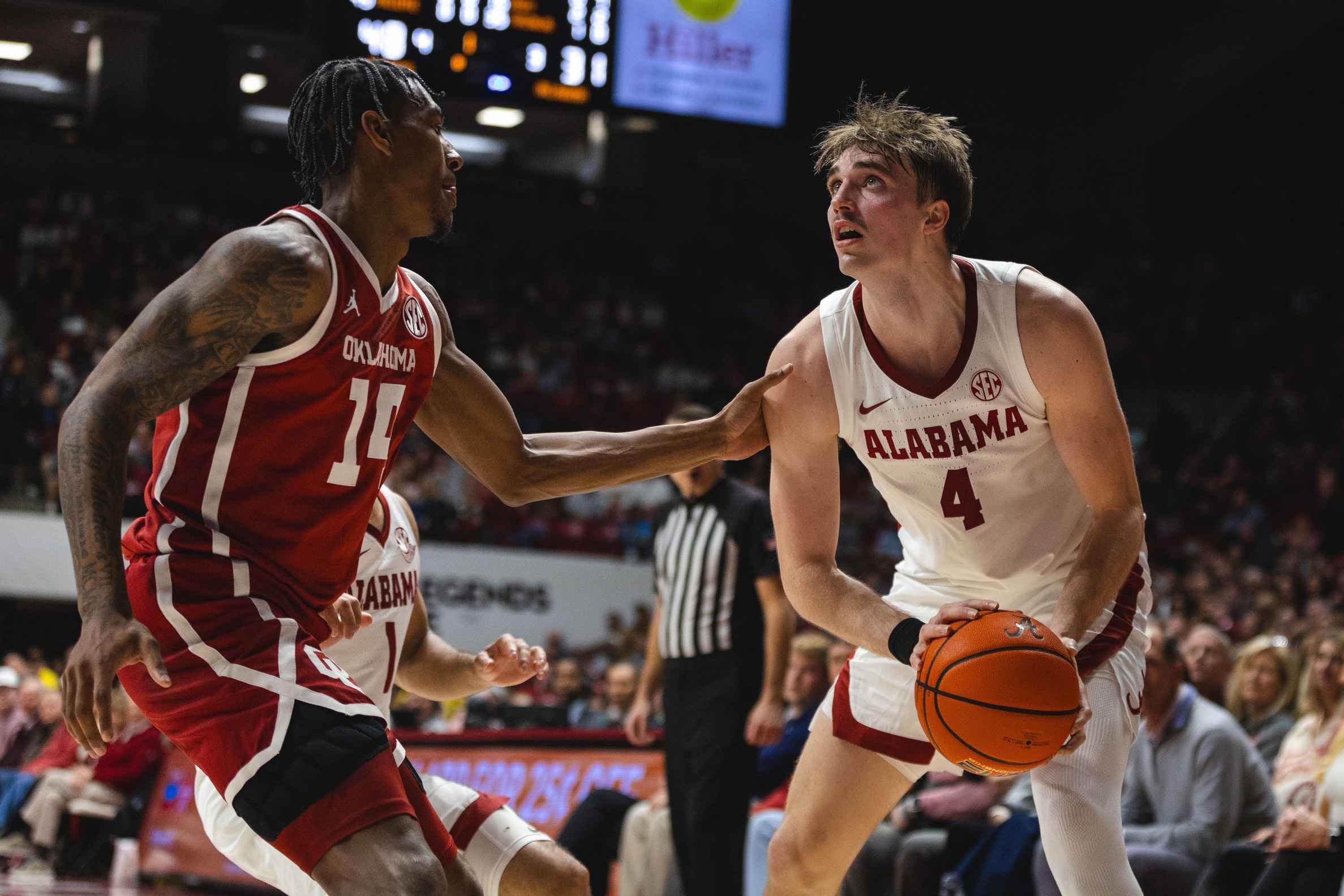 Alabama Crimson Tide Set to Clash with Vanderbilt Commodores