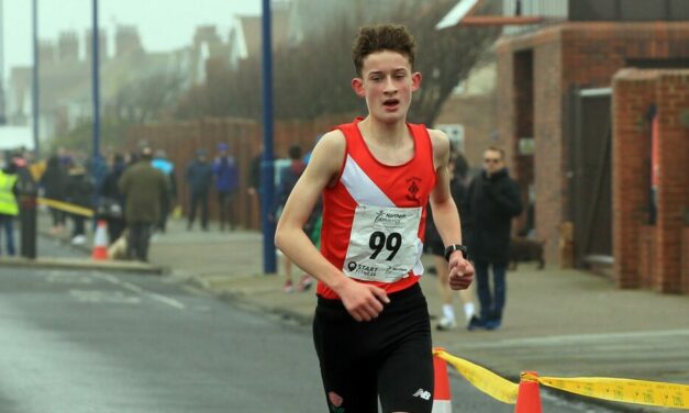 Evan Grime Breaks UK U17 Indoor 1500m Record